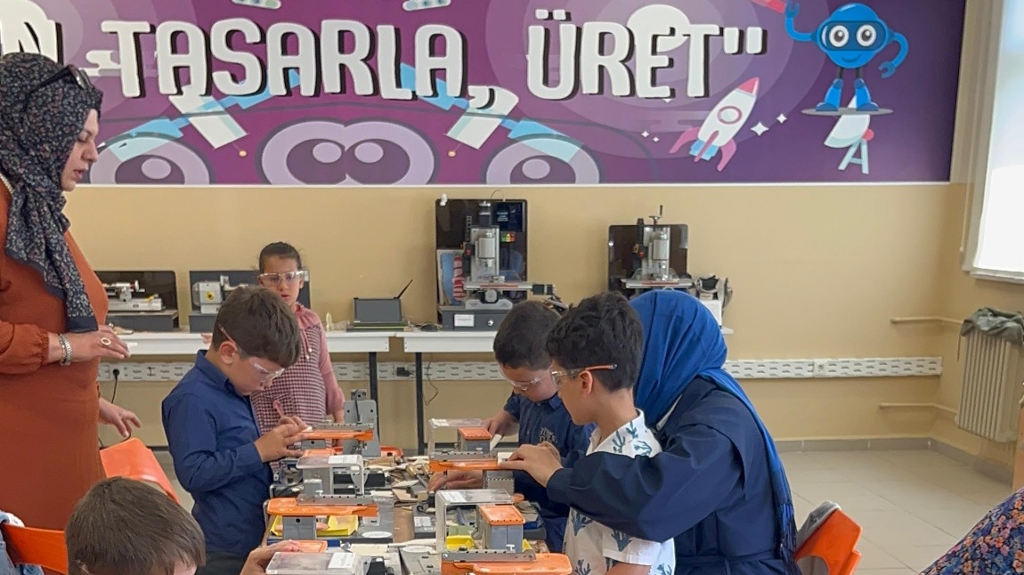 AİLEM İÇİN EL ELE